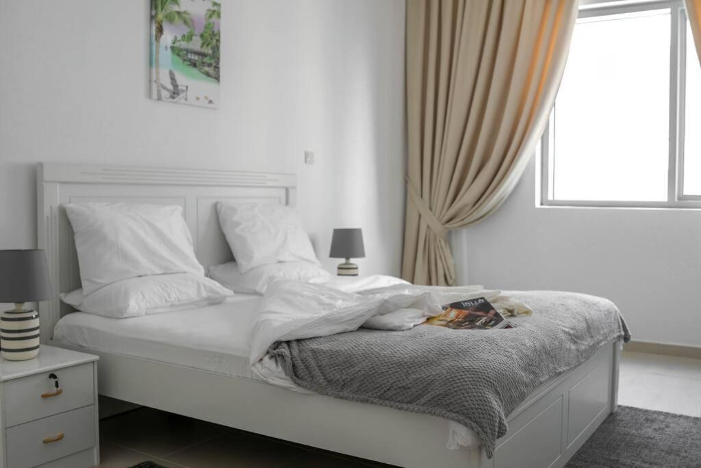 Appartement Book Me! 3 Bedroom Front *